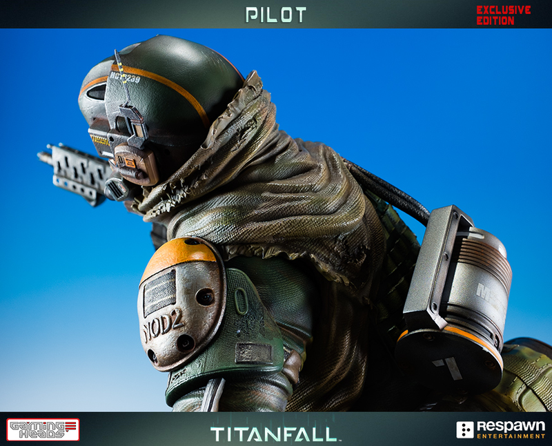 Illustration for article titled Wallrunning Titanfall Pilot Statue